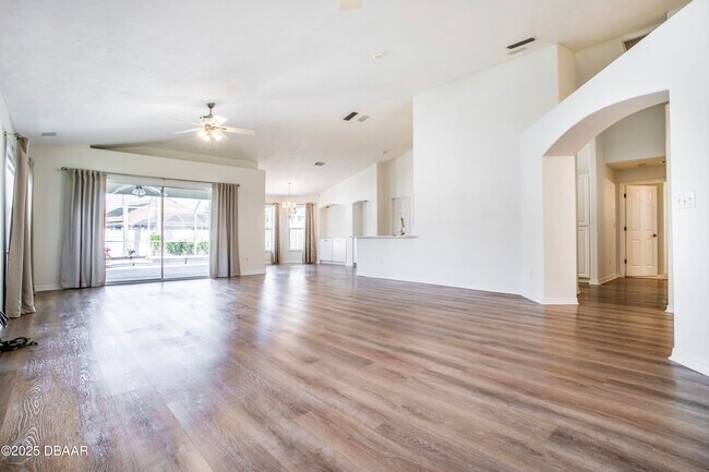 Foto del edificio - 6115 Sabal Point Cir