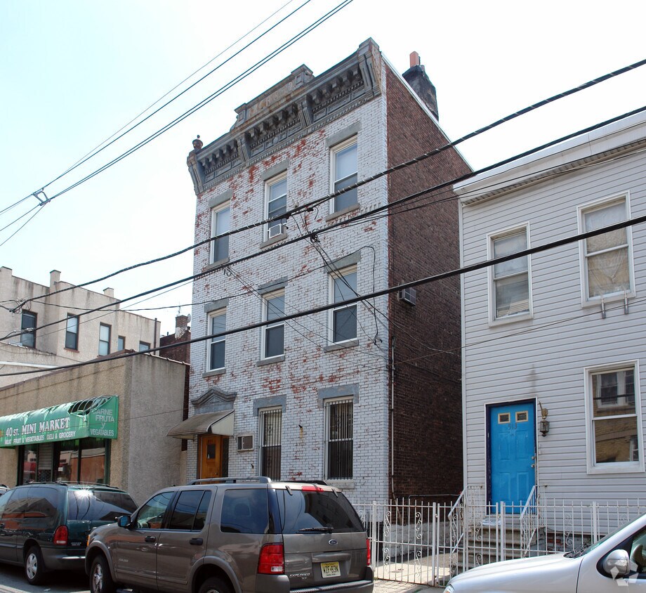 Foto principal - 511 40th St