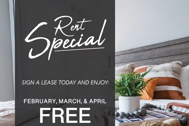 Building Photo - Brick Towne at Waukee Central