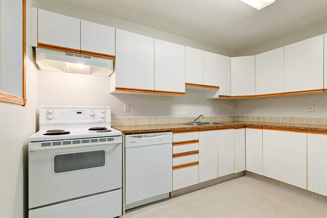 Photo du bâtiment - Halman Heights Townhomes