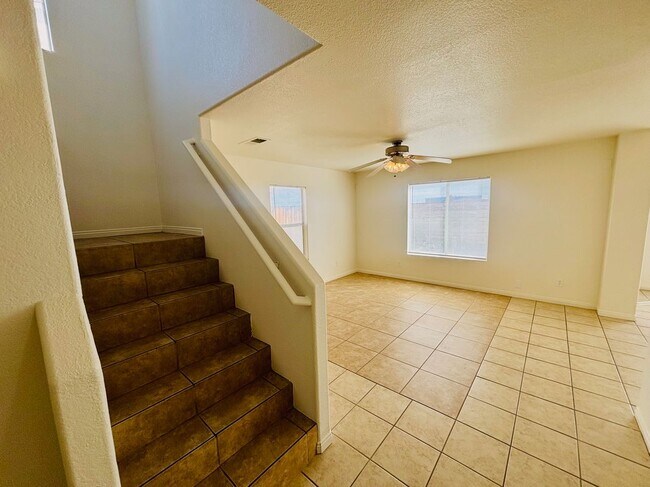 Foto del edificio - 40350 Maravilla Dr