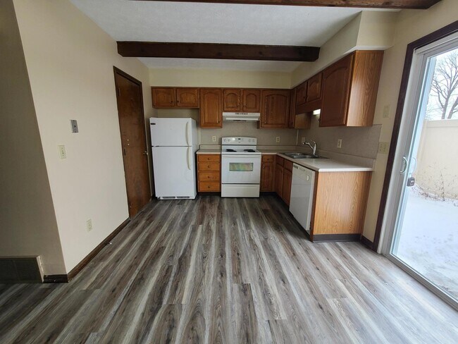 Foto del edificio - 1488 Bradshire Dr