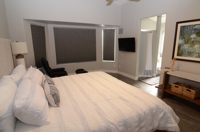 Foto del edificio - 1671 E Redfield Rd