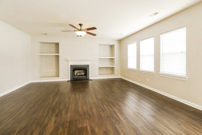 Building Photo - 15126 Callow Forest Dr