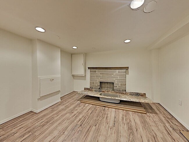 Foto del edificio - 311 Noel Dr Monroeville PA 15146