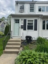 Building Photo - 503 1/2 North Olive Street
