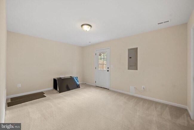 Foto del edificio - 2210 Mallard Landing Dr