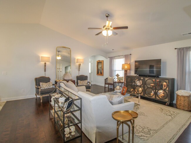 Building Photo - New Rental in Summit Lakes in Athens City!