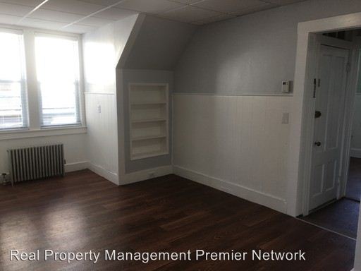 Building Photo - 94 Ashland St