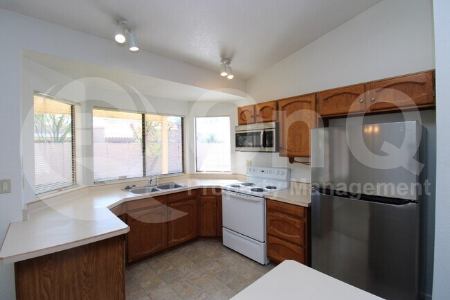 Foto del edificio - 2325 W Gregg Dr