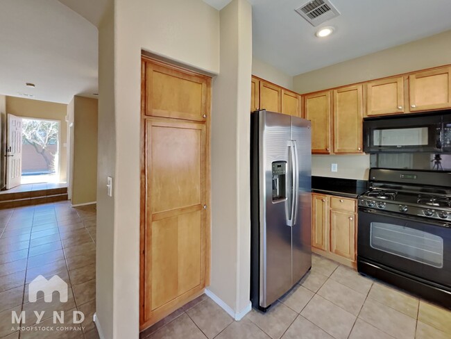 Building Photo - 8776 Charm Canyon Ave