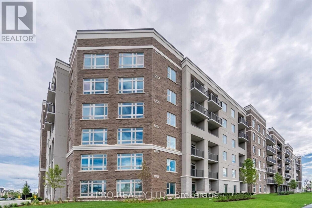 Photo principale - 610-610 Farmstead Dr