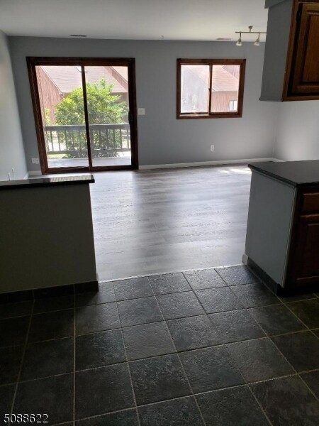 Foto del edificio - 14 Stonehill Dr