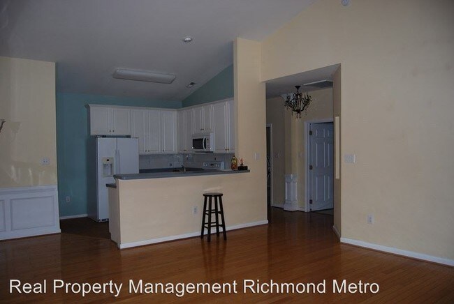 Building Photo - 6534 Glenshaw Dr