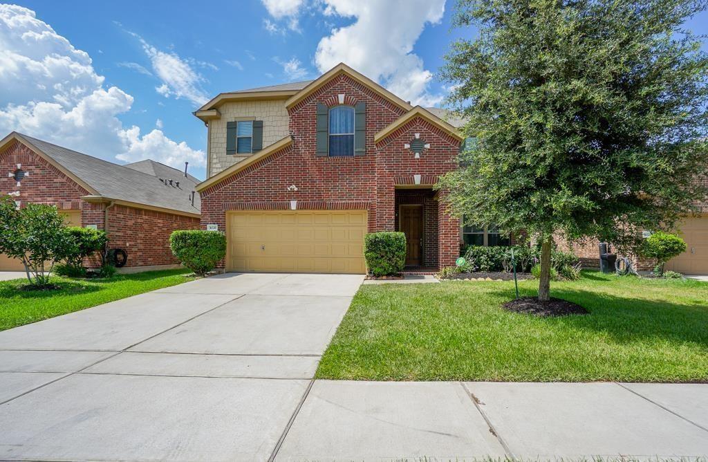 Foto principal - 16530 Sheffield Run Dr