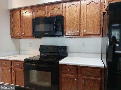 Building Photo - 609 Himes Ave