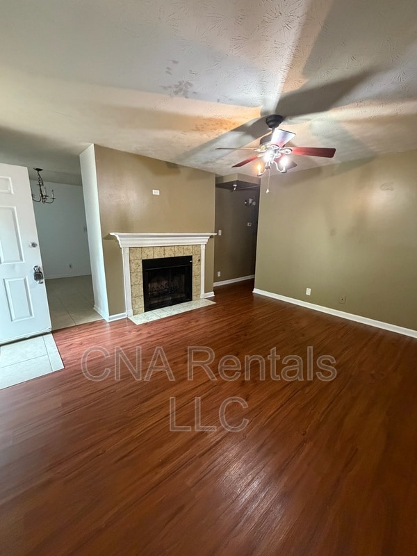 Building Photo - 901 Westland Dr SW