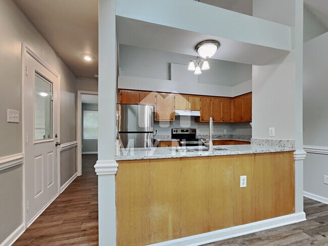 Building Photo - 351 Riverstone Dr