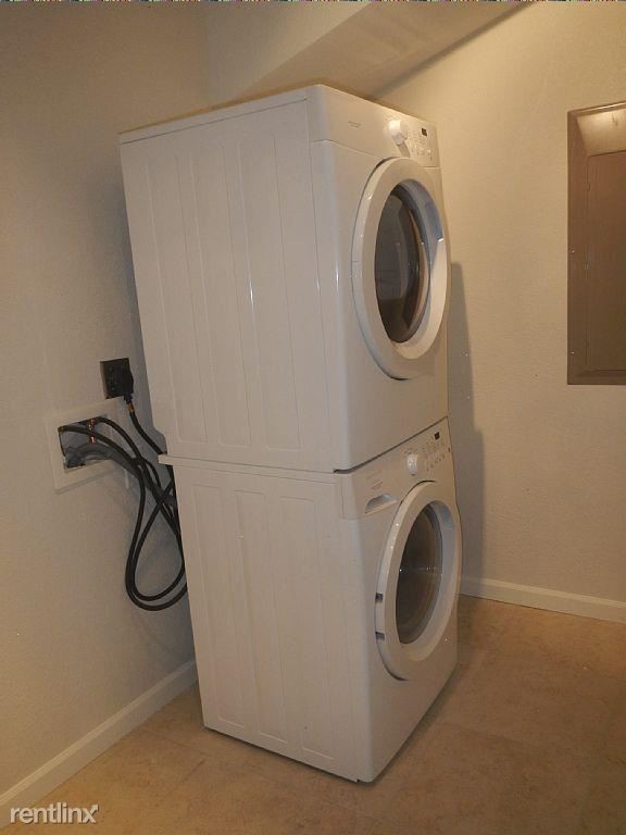 Foto del edificio - 1 br, 1 bath - 462 Angier Ave NE
