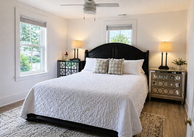 Foto del edificio - 7 Forest Ave