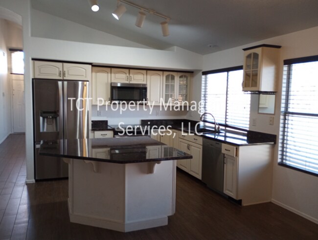 Foto del edificio - 3 Bed/2 Bath in Avondale