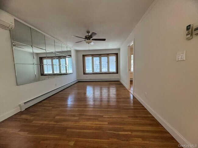 Foto del edificio - 47-19 213th St