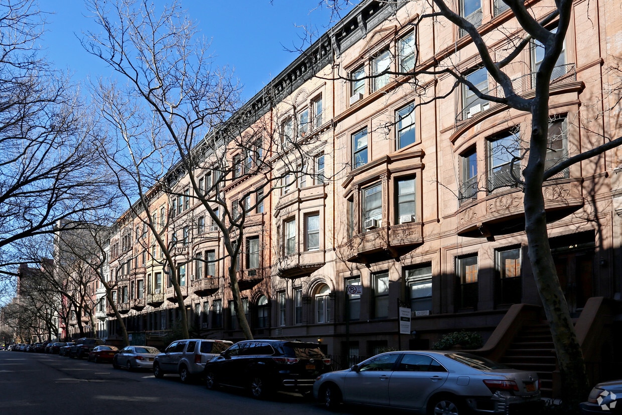 Primary Photo - 25 W 89th St