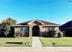 Building Photo - 6018 Oakmont Dr