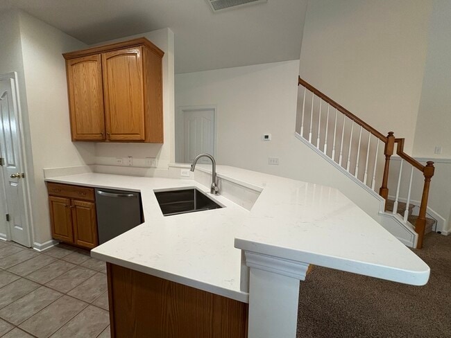 Photo - 16812 Kettlewell Ln House