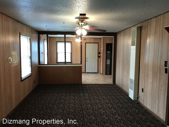 Building Photo - 2 br, 1 bath House - 1936 N Rock Island Ave.