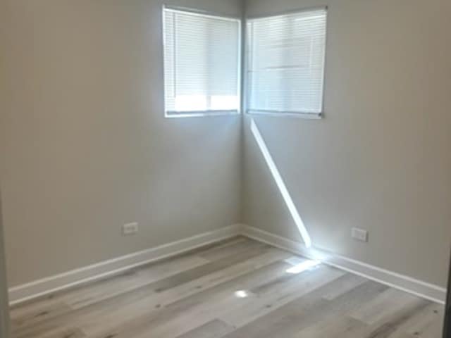 Foto del edificio - 219 E 89th Pl