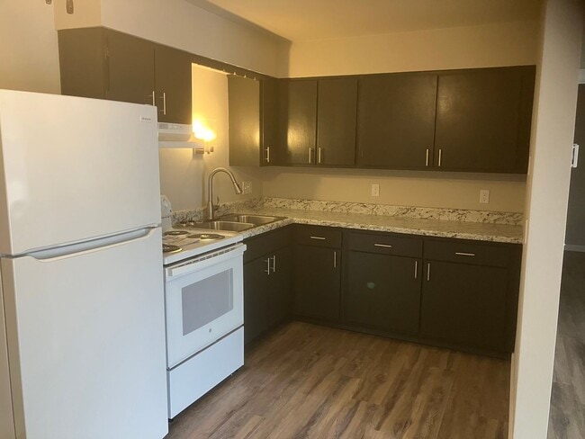 Interior Photo - Fulton Street