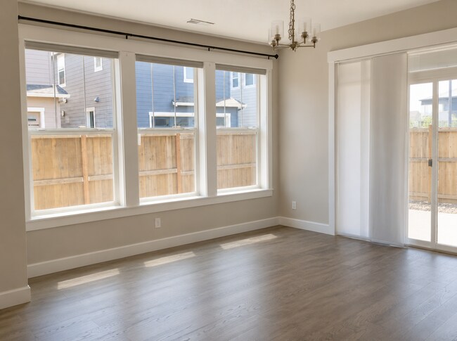 Building Photo - 3979 SE 68th Ave