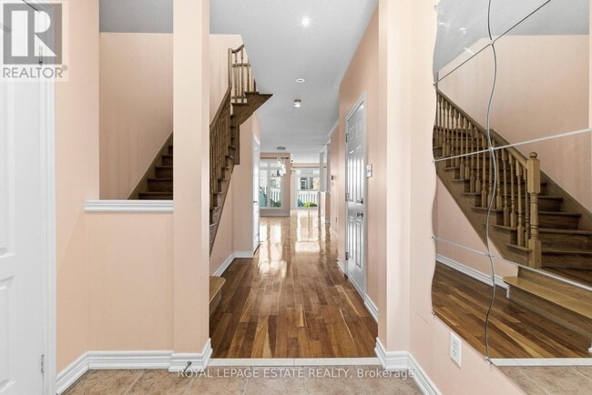 Building Photo - 8 Venture Ave