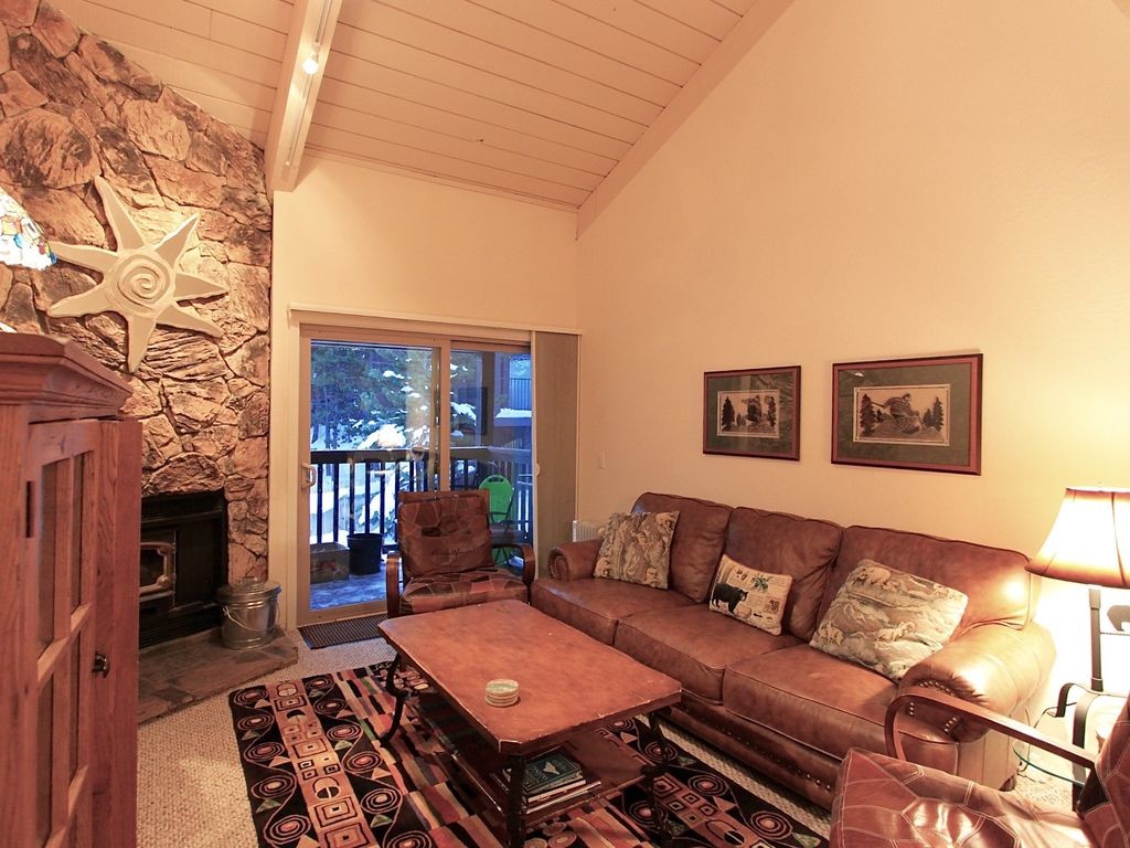 Foto principal - 803 Canyon Blvd