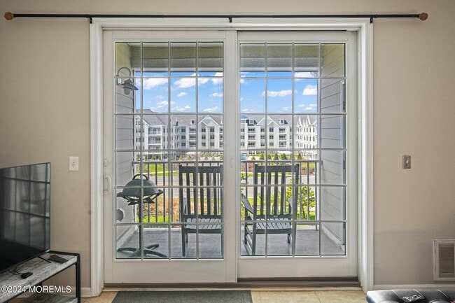 Foto del edificio - 33 Cooper Ave