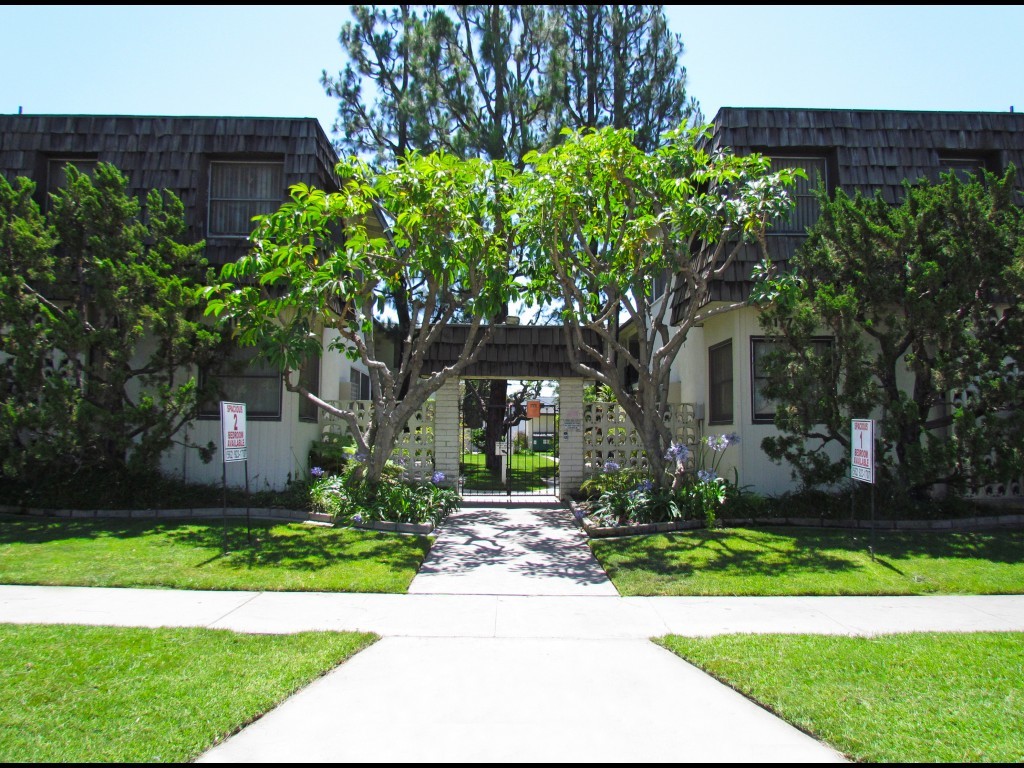 Primary Photo - 11726 Gurley Ave