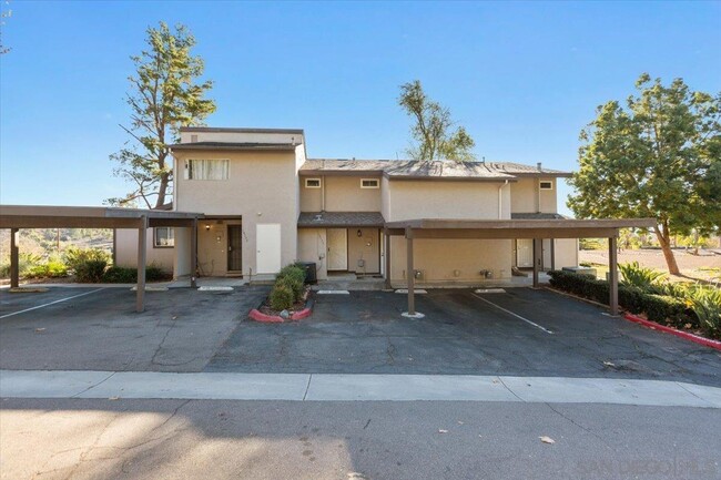 Building Photo - 14133 Tarzana Rd