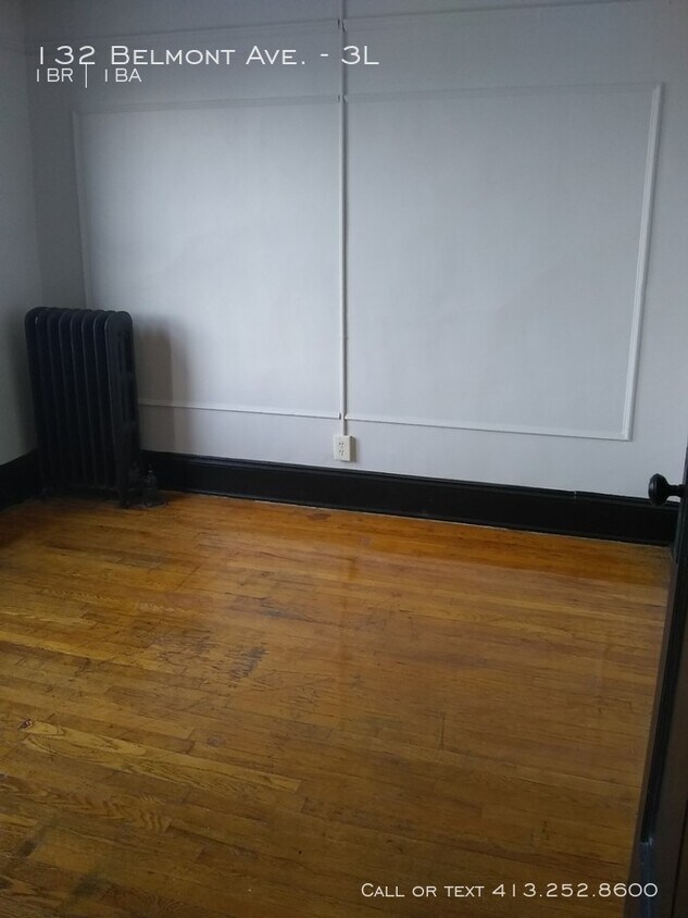 Building Photo - 132 Belmont Ave
