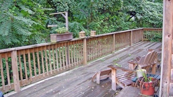 Shared Deck - 304 1st Ave