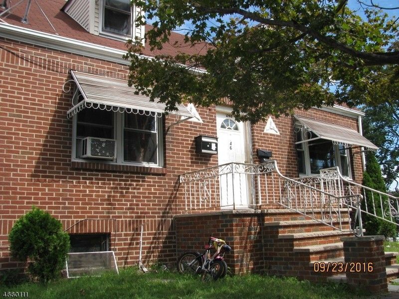 Primary Photo - 246 Redwood Ave