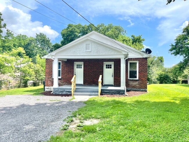 Building Photo - 203 Morrison St