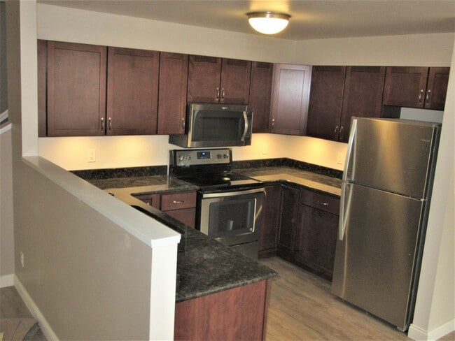 kitchen - 408 W Maple St