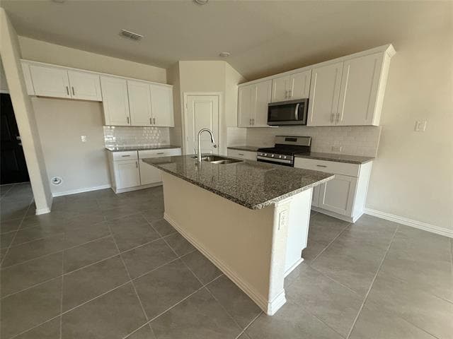 Building Photo - 455 Rock Creek Dr