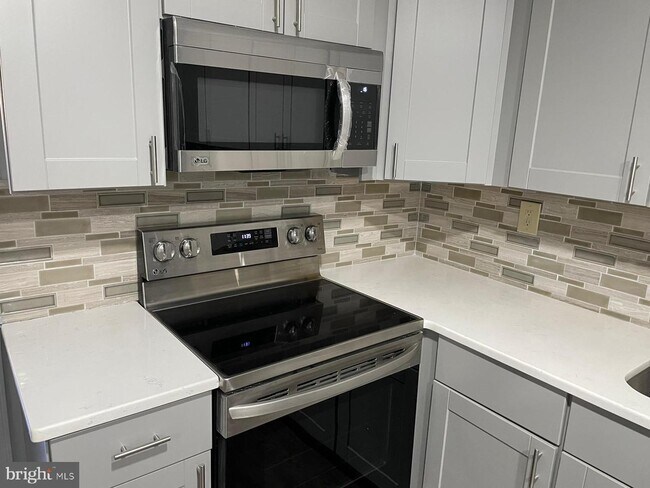 Foto del edificio - 904 Worthington Dr