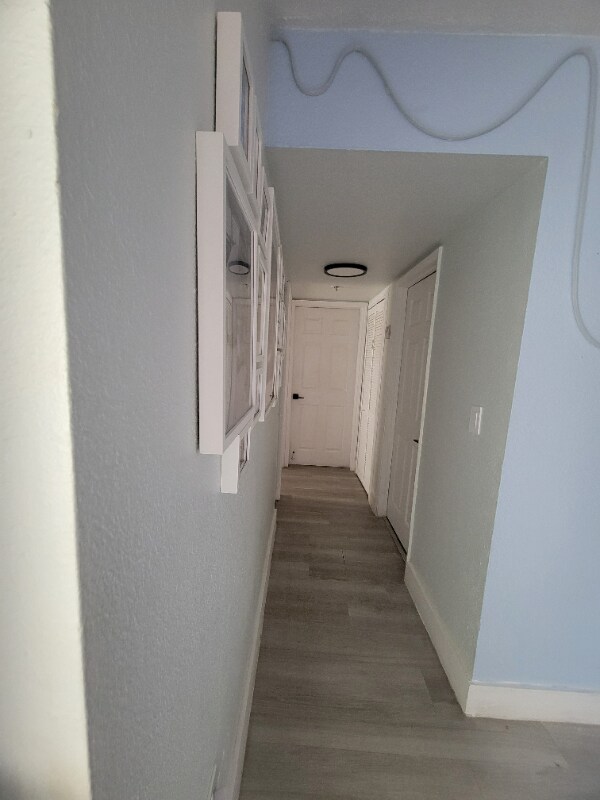 Building Photo - 9415 Fontainebleau Blvd