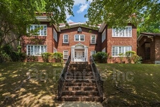 Building Photo - 1329 33rd St S