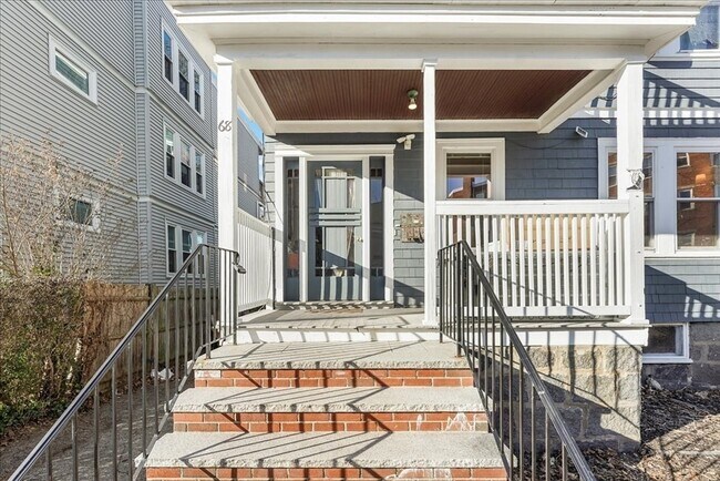 Building Photo - 68 Whitten St