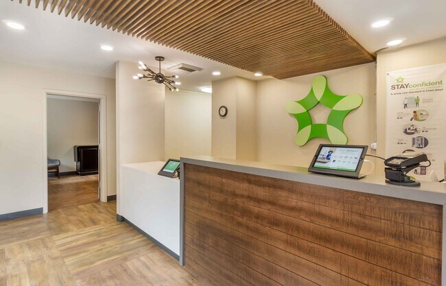 Building Photo - Furnished Studio-Seattle - Redmond
