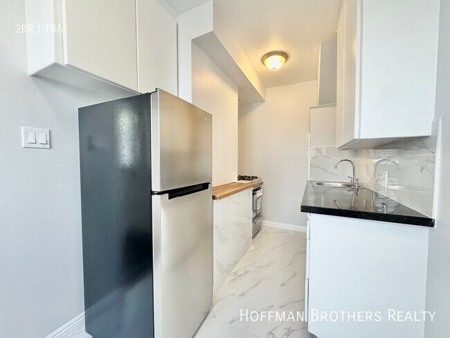 Foto del edificio - 427 N Oakhurst Dr